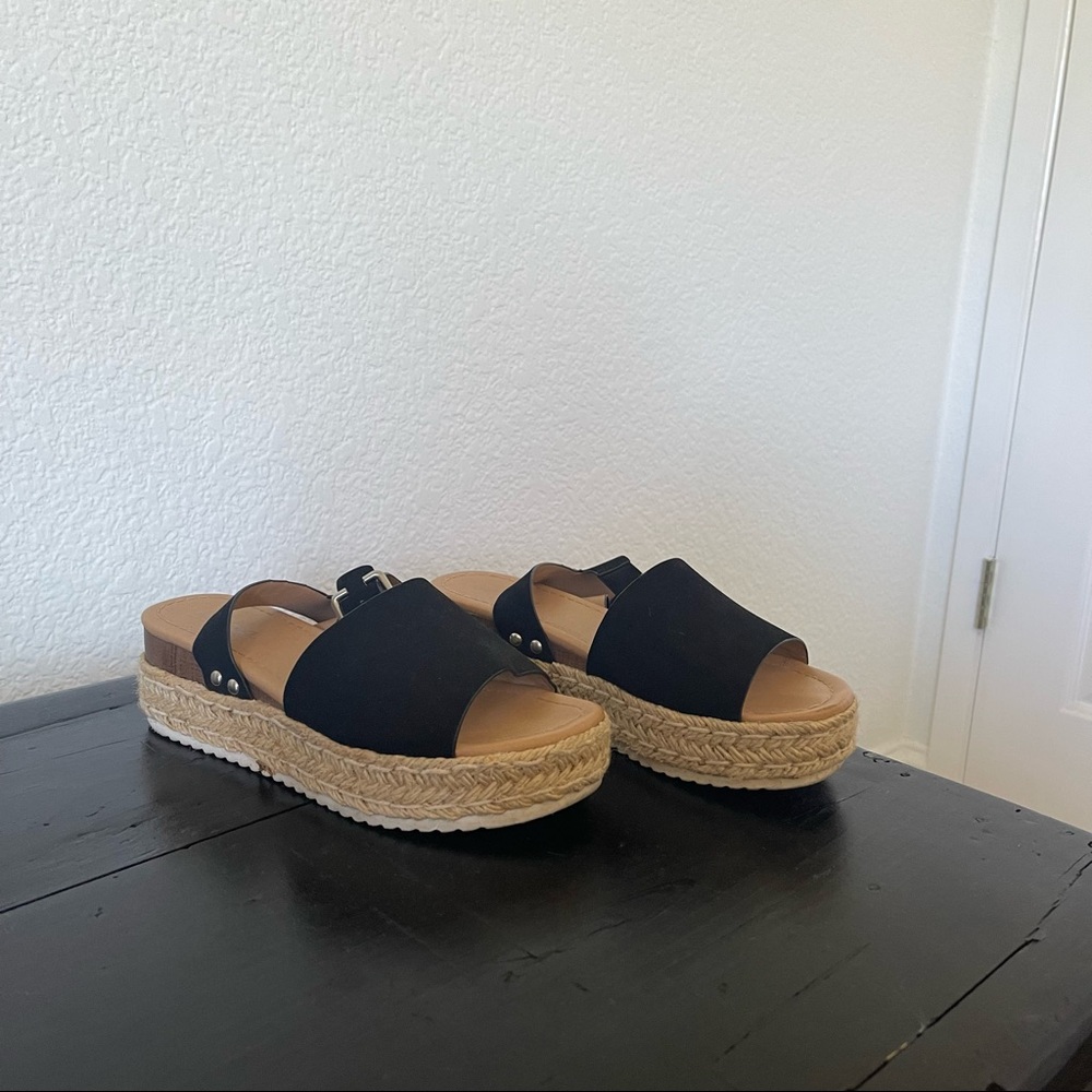 Black platform sandals
